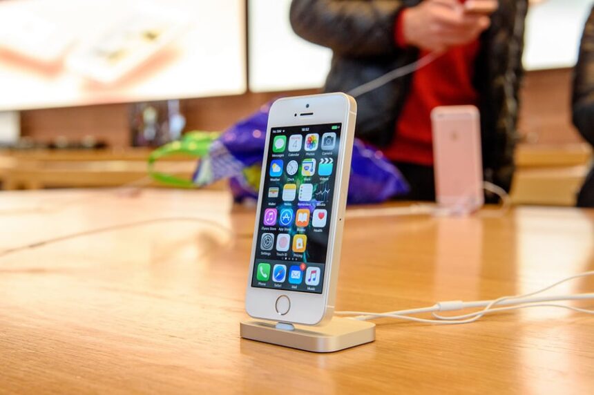 Understanding CDiPhone Features and Uses Explored